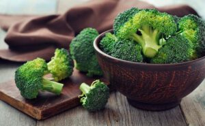 SUPERFOODS THAT DEFEAT CANCER !